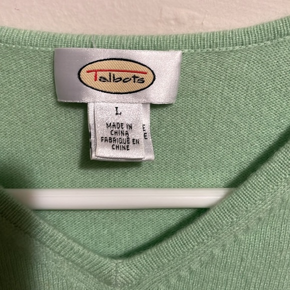 Talbots Mint V-Neck Sweater. Size L. - Picture 2 of 5